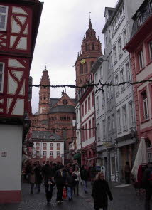 Leichhiofstrae - Blick auf Dom und Leichhof